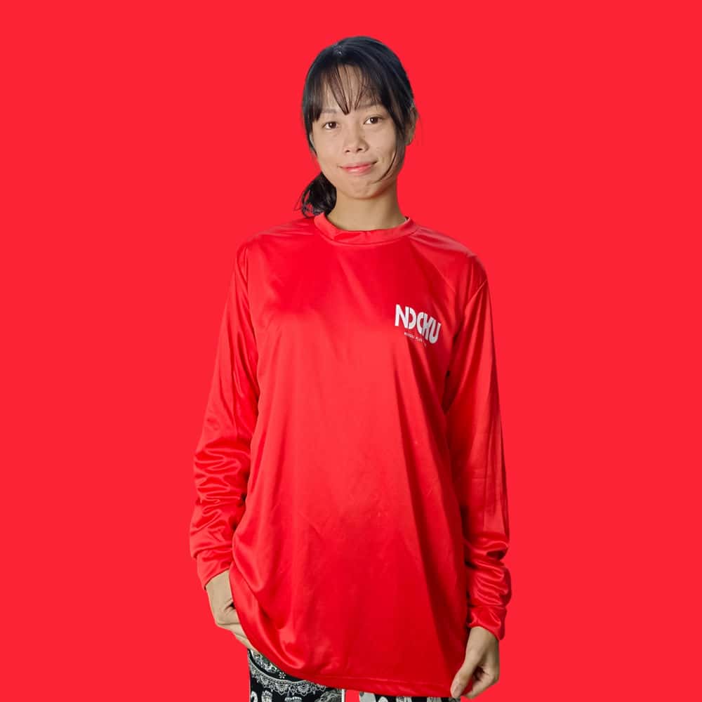 เสื้อก่อสร้าง สีแดง แขนยาว NODOKU | มีเชิ๊ต เสื้อคนงาน เสื้อสะท้อนแสง เสื้อช๊อป Photoroom 20240903 171446 2